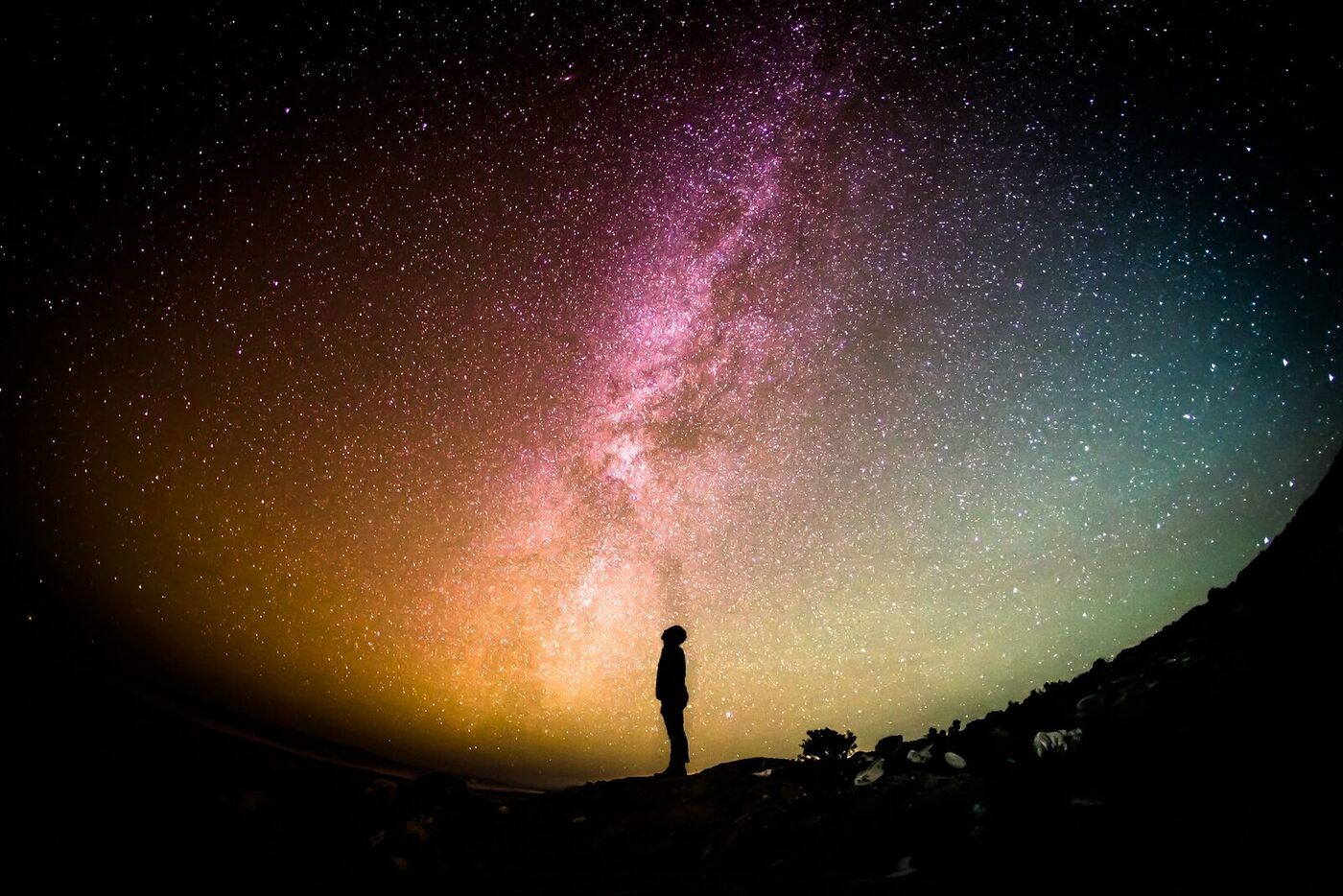 Phone psychic readings in Glendale, CA - live psychic available 24 hours a day