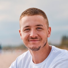 Sonja, a verified caller